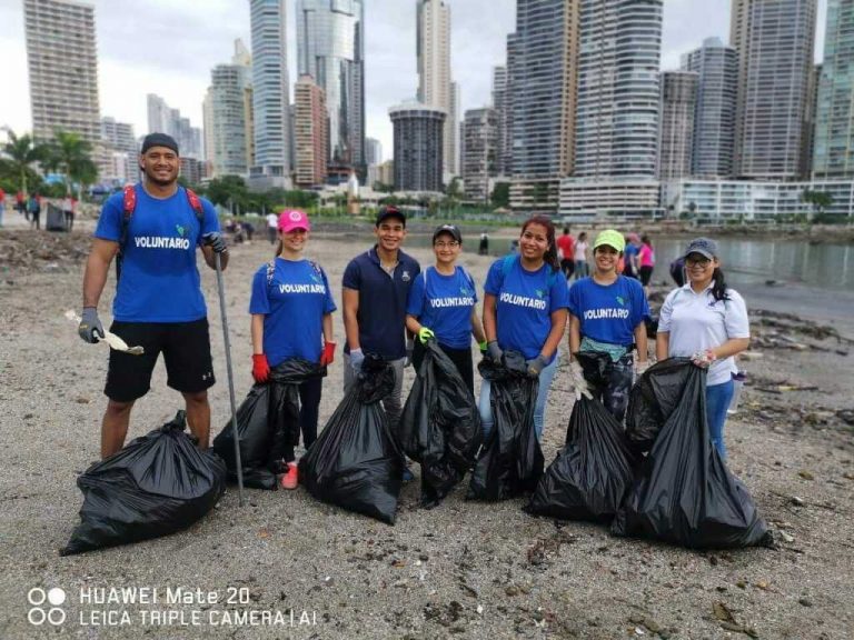 Beach cleanup – “Cinta Costera”, Panama 2019 - OMC Group