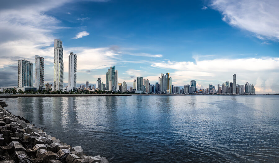 En este momento estás viendo Panamá Sale Exitosamente de la Lista Gris de GAFI